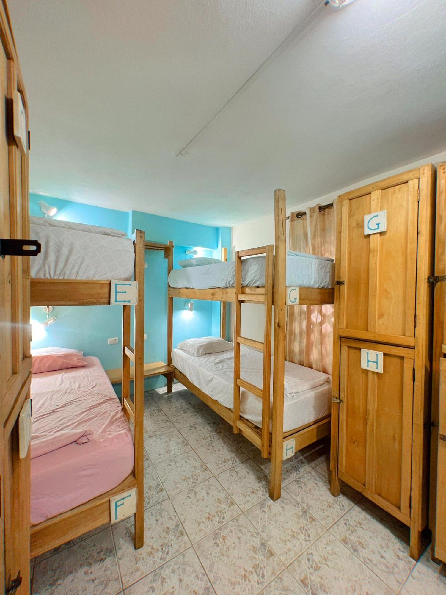Hostel Sámara Екстериор снимка