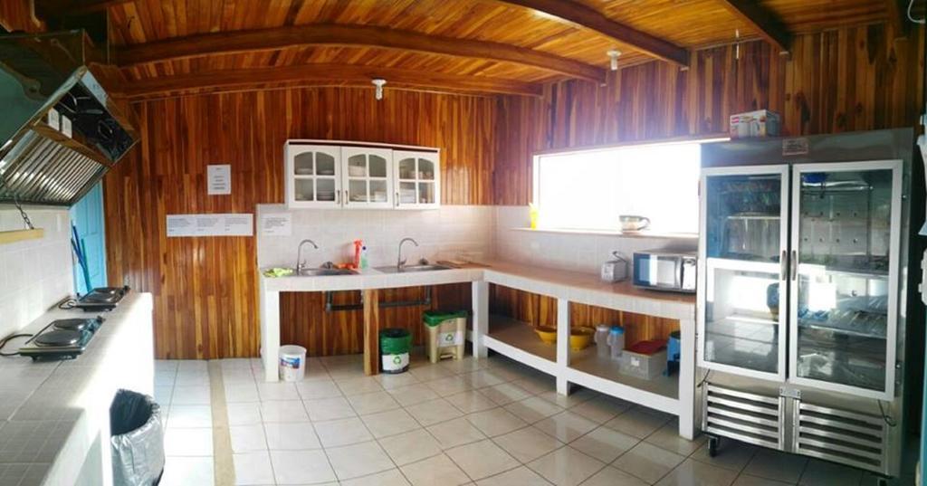 Hostel Sámara Екстериор снимка